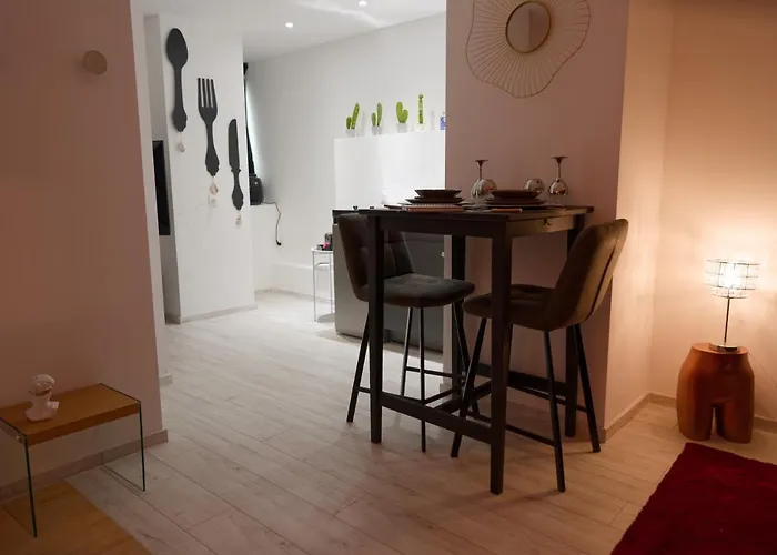 Les Folies Douces & By Nancyintimelounge *